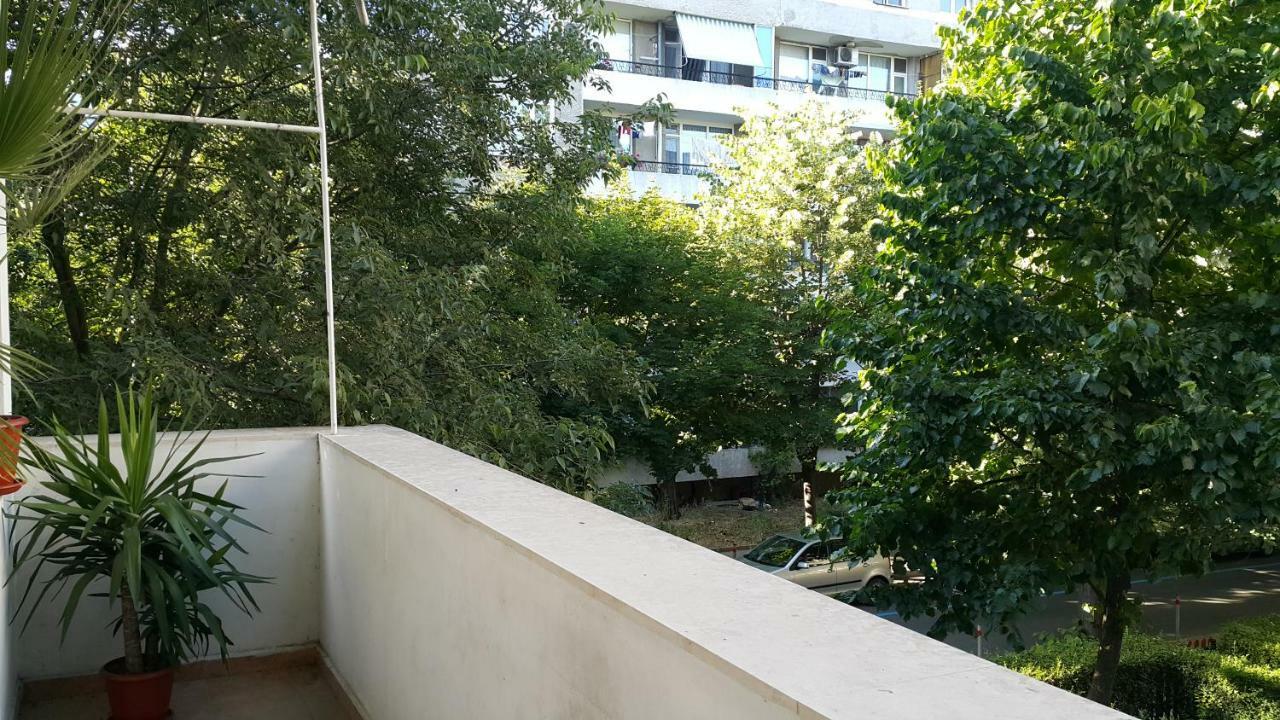 Reni'S Apartment-With Private Parking In Center Burgaz Dış mekan fotoğraf